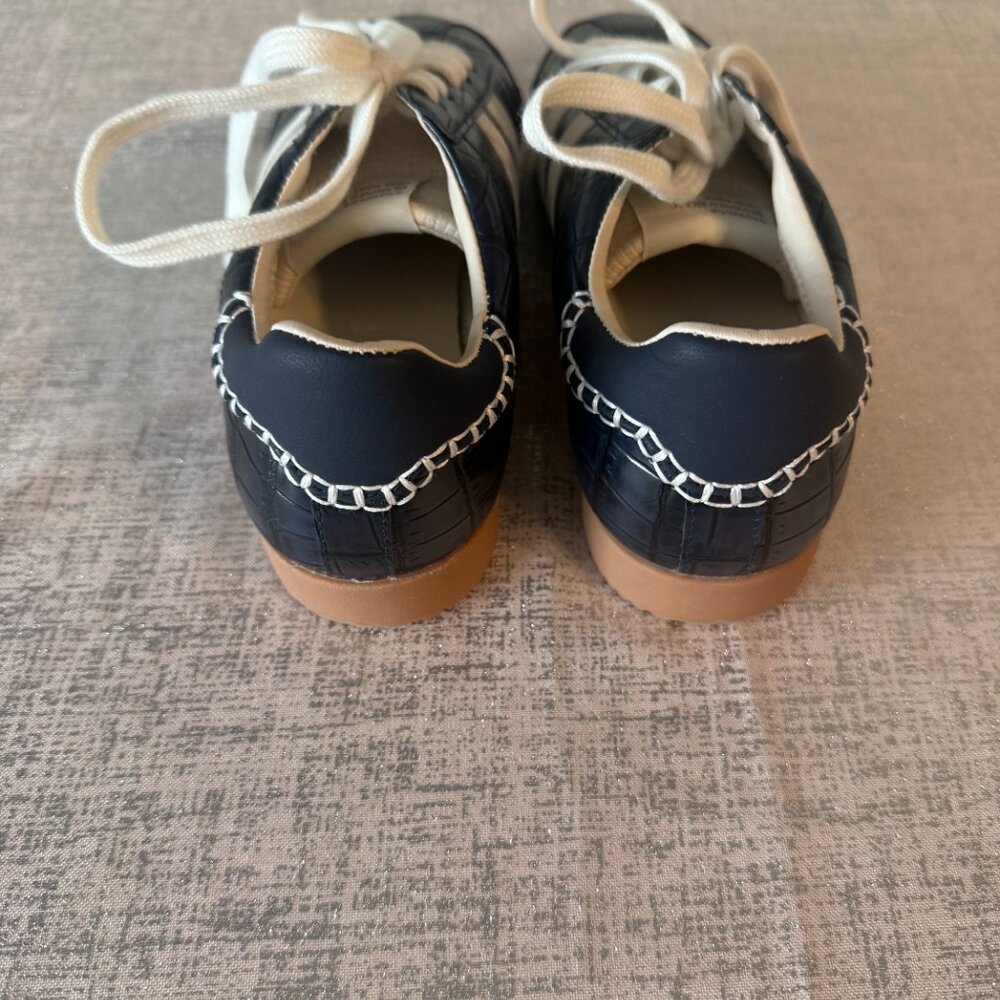 Steve Madden Navy Croc - Picture 8 of 12